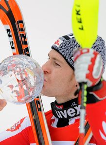 <b>Skiing:</b> Slalom globe for Herbst 