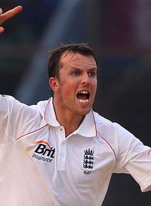 Colly heaps praise on Swann