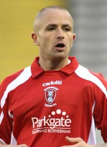 Hornets favourites for Walker