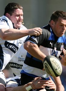 Lee Mears in action against Sale Lee Mears in action against Sale