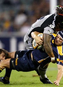 matt giteau brumbies v hurricanes matt giteau brumbies v hurricanes