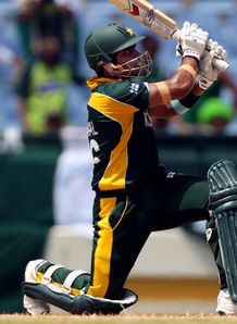 Proteas out, England advance