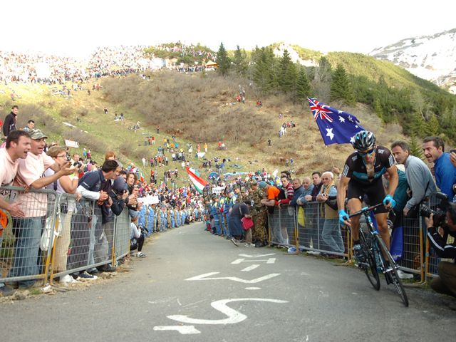 Dario Cioni moved into the top 20 on the GC <BR>(photo: www.sirotti.it)