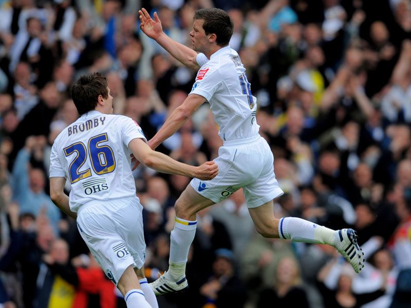 Jonathan-Howson-Leeds-United-League-One_2451121.jpg