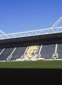 Preston take striker on trial