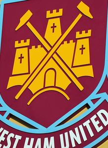 Moncur inks Hammers deal