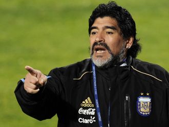 ... as showcased by this gentleman, the Argentina coach Diego Armando Maradona. And his beard of God, model 2010.