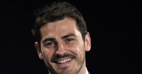 http://img.skysports.com/10/06/496x259/Iker-Casillas-Spain-WAGs-STAGs-2_2462697.jpg