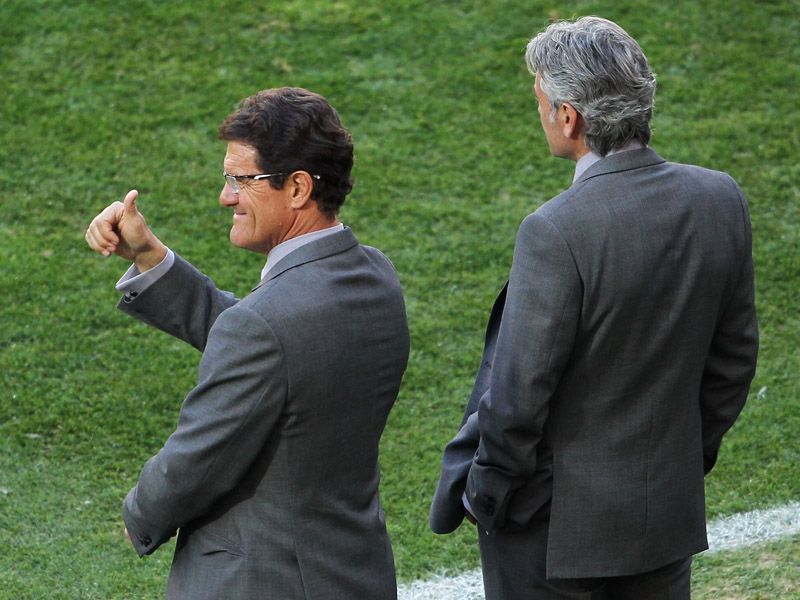 Fabio Capello gives the thumbs up before kick-off; foto skysports.com