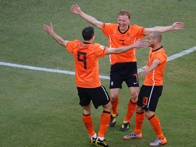 Robin-van-Persie-Holland-World-Cup-2010-Group_2465461