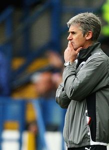 Irvine eyes Owls trialist