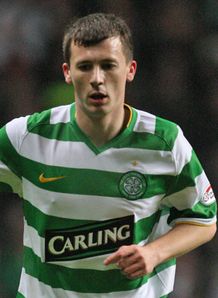Robins in talks with duo