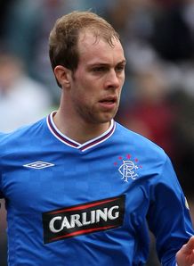 A report in today&#39;s Daily Record claims that Fulham are keeping tabs on Rangers full-back Steven Whittaker. - StevenWhittaker_2474236
