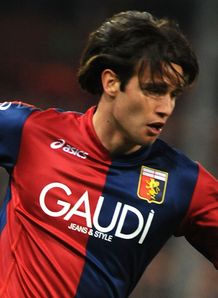Lazio close in on Acquafresca