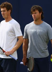 Murray explains coach split