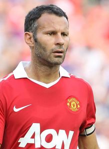 Giggs wary of complacency