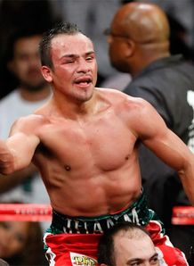 Marquez too strong for Diaz