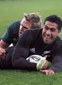 mils muliaina mils muliaina
