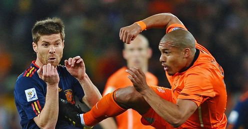 http://img.skysports.com/10/07/496x259/De-Jong-Alonso-Foul-Holland-Spain-World-Cup-F_2476489.jpg