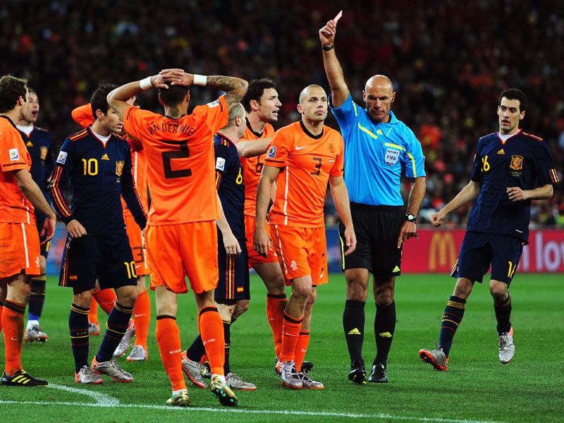  Holland 0 Spain 1  