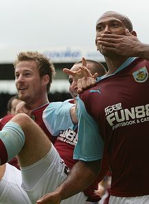 Chris-iwelumo-burnley-championship-pa2_2484755