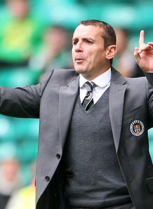 Saints look at Frenchman