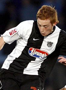 St Mirren snap up Hegarty