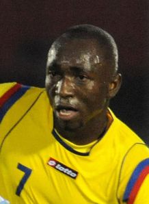 Armero makes Udinese move