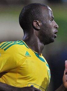 Argyle await Zubar clearance