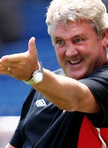 Bruce hails Short spending