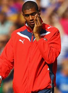 Pryce not right for play-offs 