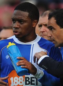 N'Zogbia set Martinez challenge