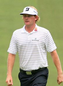 Snedeker sneaks into a share