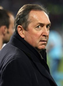 Villa board defends Houllier