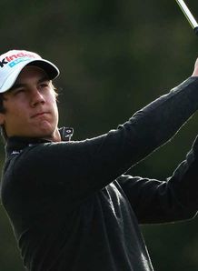 Manassero takes early lead