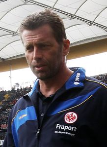 Skibbe pens Frankfurt deal