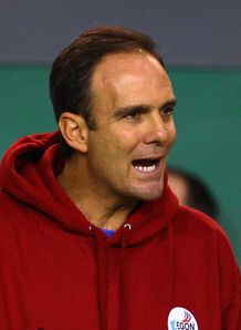 Annacone leaves LTA