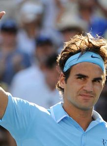 Federer aces French exam