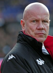 Utrecht boss wary of Reds