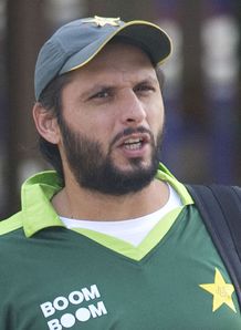 Afridi apologises over scandal