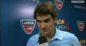 Federer breezes through
