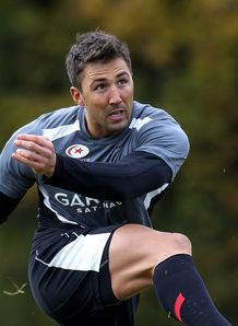 Gavin Henson Saracens training kick Gavin Henson Saracens training kick