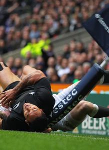 Hosea Gear try against England Hosea Gear try against England