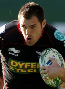 Scarlets grab the bonus Scarlets grab the bonus