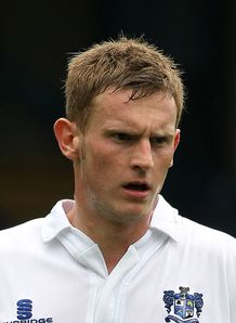 Lees set for new deal
