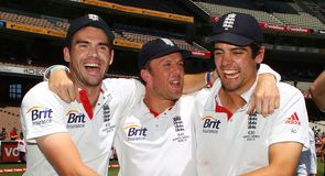 Three-mendous: Anderson, Swann and Cook kick-off the celebrations at the MCG Three-mendous: Anderson, Swann and Cook kick-off the celebrations at the MCG