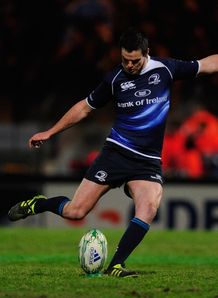 Jonathan Sexton of Leinster kicks a penalty Jonathan Sexton of Leinster kicks a penalty
