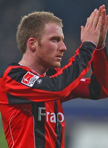 Schalke interested in Ochs