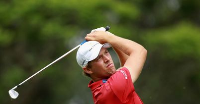 Open debut for De Vries 
