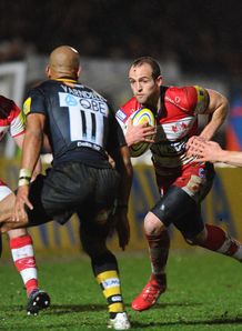 Charlie Sharples attacking against Wasps Charlie Sharples attacking against Wasps